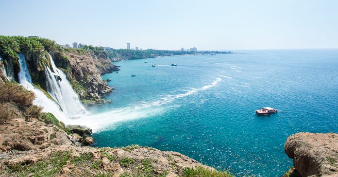 Dört mevsim büyüleyici bir destinasyon: Antalya