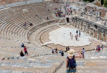 İzmir uçak bileti ile 12 adımda İzmir’i yaşamak 12 adımda İzmir'i yaşamak