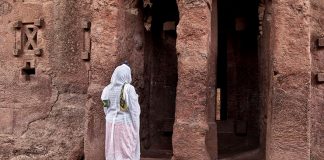 Lalibela uçak bileti ile tarihin kayalarda dondurduğu gizeme seyahat Lalibela Uçak Bileti ile Tarihin Kayalarda Dondurduğu Gizeme Seyahat