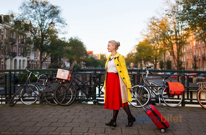 Amsterdam Uçak Bileti İle Eğlencenin Başkentine Yolculuk