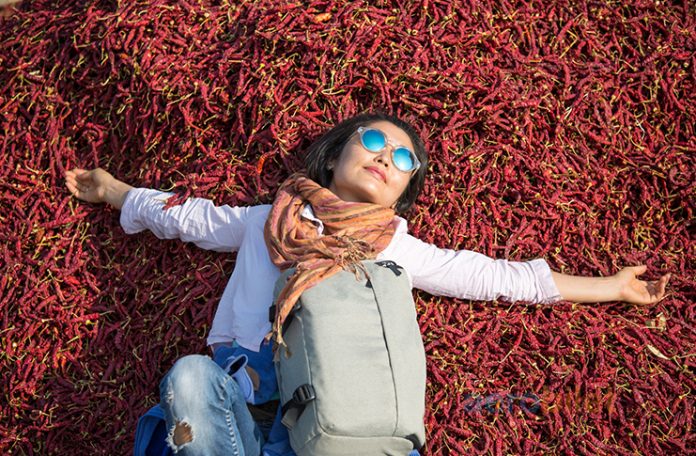 Pakistan uçak bileti ile yepyeni bir kültürü vizesiz tanıyın