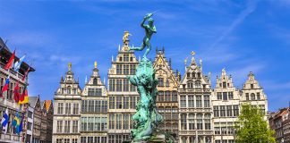 Antwerp Uçak Bileti ile Elmas ve Moda Şehrinin Işıltıları Arasında Gezin Antwerp Uçak Bileti ile Elmas ve Moda Şehrinin Işıltıları Arasında Gezin