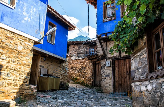 Bursa Uçak Bileti ile Osmanlı Miraslarını Yakından Görün