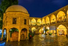 Lefkoşa Uçak Bileti Alarak Şaşırtıcı Bir Şehri Gezin Lefkoşa Uçak Bileti Alarak Şaşırtıcı Bir Şehri Gezin