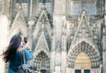 Köln Uçak Bileti Alarak Avrupa’nın Kültür ve Sanat Şehrini Keşfedin Köln Uçak Bileti Alarak Avrupa’nın Kültür ve Sanat Şehrini Keşfedin