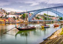 Porto Uçak Bileti ile Muhteşem Sahillerin Tadını Çıkarın Porto Uçak Bileti ile Muhteşem Sahillerin Tadını Çıkarın