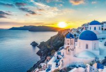 Santorini Uçak Bileti ile Yunanistan Tatil Cennetine Uçun Santorini Uçak Bileti ile Yunanistan Tatil Cennetine Uçun