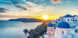 Santorini Uçak Bileti ile Yunanistan Tatil Cennetine Uçun Santorini Uçak Bileti ile Yunanistan Tatil Cennetine Uçun