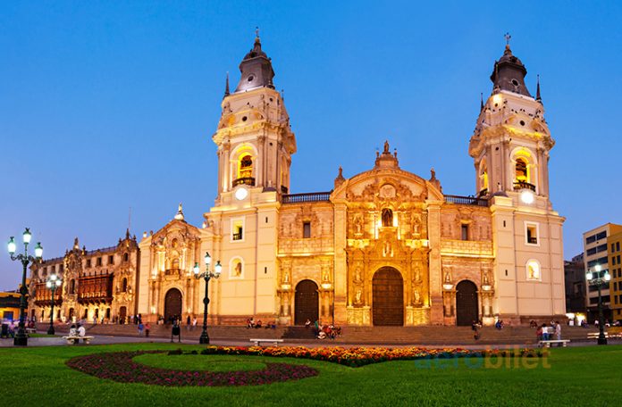 Lima Uçak Bileti Alarak Peru'nun Görkemli Başkentine Uçun