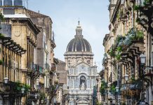 Katanya Uçak Bileti ile Sicilya’yı Keşfe Çıkın Katanya uçak bileti ile Sicilya'yı keşfe çıkın