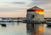 Kingston Uçak Bileti ile Jamaika’yı Keşfe Çıkın Kingston Uçak Bileti ile Jamaika'yı Keşfe Çıkın