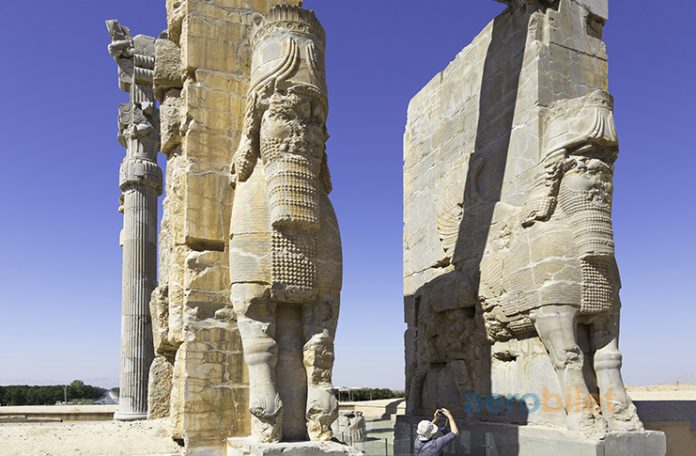 Şiraz Uçak Bileti ile İran'ın En Etkileyici Şehrini Gezin