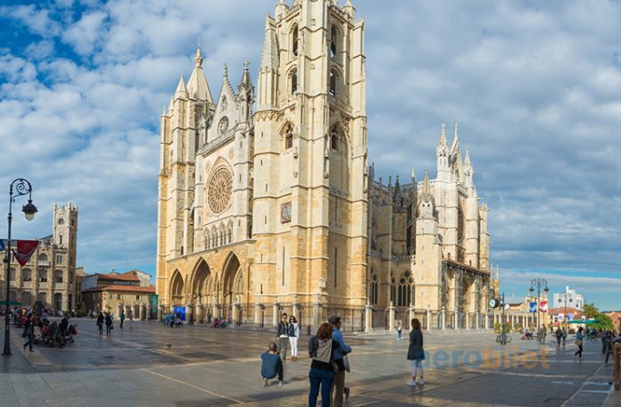 Leon Uçak Bileti ile İspanya'nın Tarihi Güzelliklerini Görün