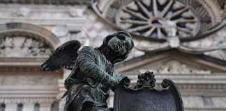 Bergamo Uçak Bileti ile İtalya’nın Antik Güzelliklerini Görün Bergamo Uçak Bileti ile İtalya'nın Antik Güzelliklerini Görün