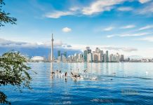 Toronto Uçak Bileti ile Kanada’ya Seyahat Edin Toronto Uçak Bileti ile Kanada'ya Seyahat Edin