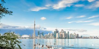 Toronto Uçak Bileti ile Kanada’ya Seyahat Edin Toronto Uçak Bileti ile Kanada'ya Seyahat Edin