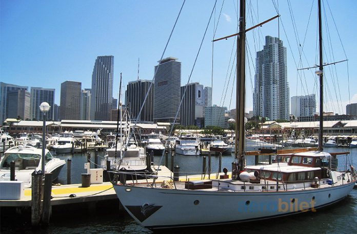 Florida Uçak Bileti ile Amerika'nın Tatil Cennetine Yolculuk