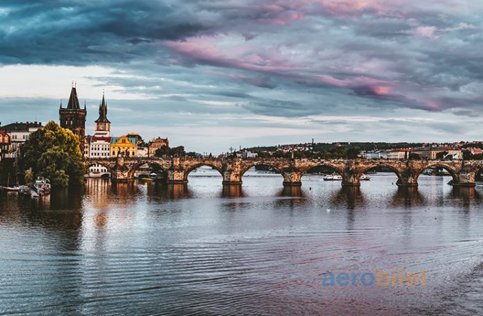 Çekya (Çek Cumhuriyeti) Uçak Bileti ile Orta Avrupa'yı Gezin
