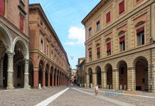 Bologna Uçak Bileti Alarak İtalya Lezzetlerini Keşfedin Bologna Uçak Bileti Alarak İtalya Lezzetlerini Keşfedin