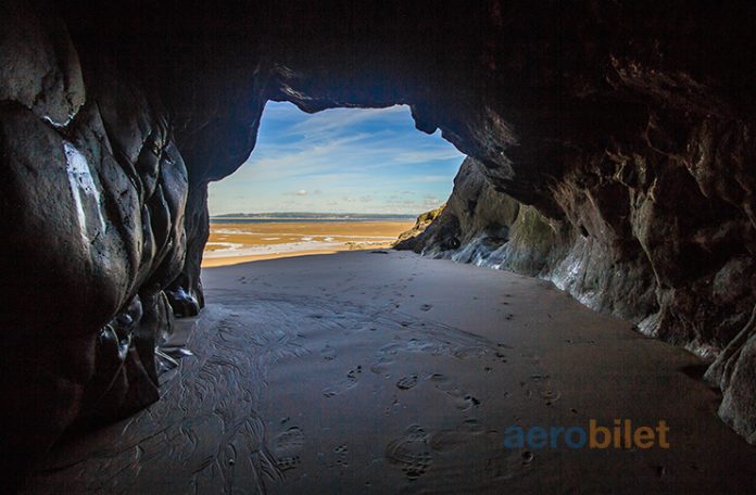 Galler Uçak Bileti Alarak Ejderhalar Ülkesine Uçun