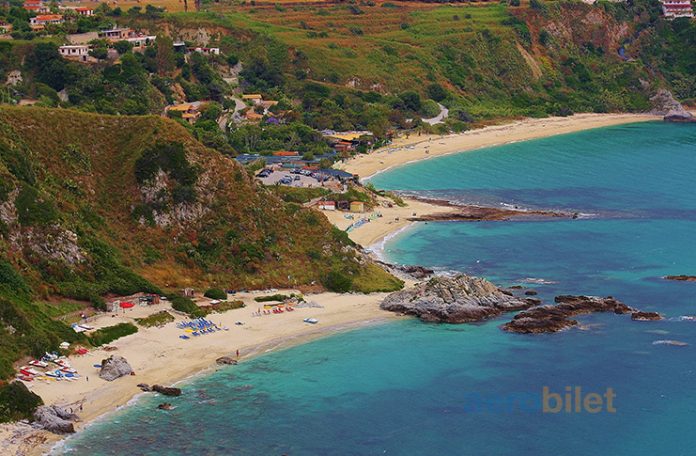 İtalya Uçak Bileti ile En Güzel İtalya Plajlarında Yüzün