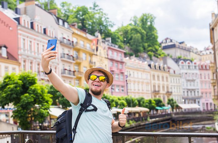 Karlovy Vary Uçak Bileti ile Avrupa'nın Kaplıcalar Şehrine Yolculuk